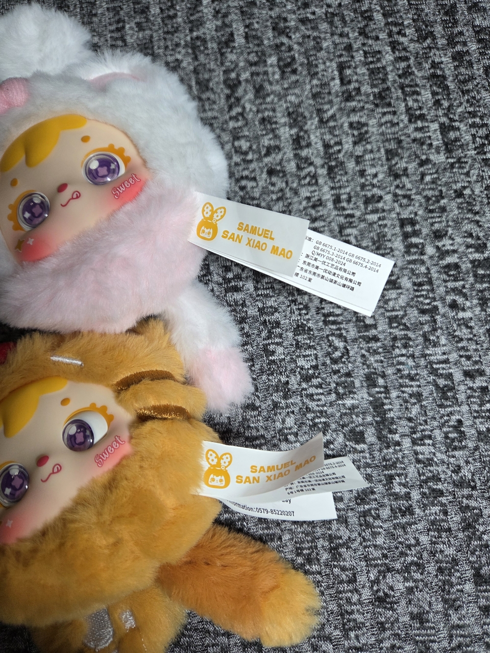 Samuel Kitten Paws Keychains - Picture 10 of 16